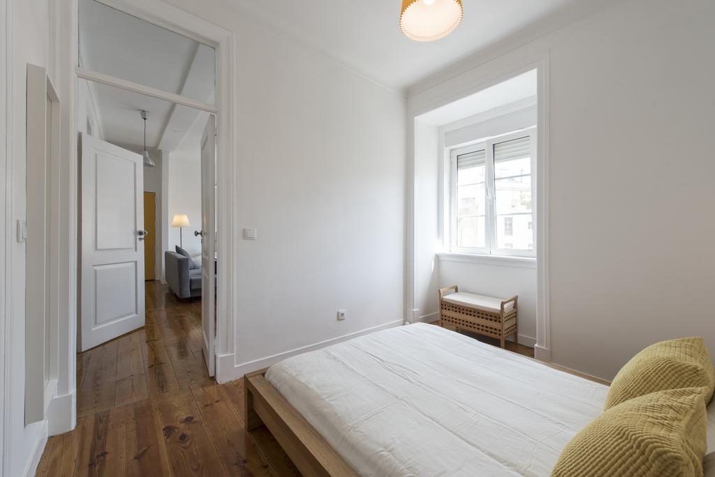 Cozy Apartment With Castel View ลิสบอน ภายนอก รูปภาพ