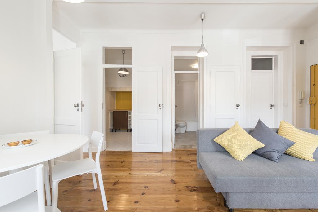 Cozy Apartment With Castel View ลิสบอน ภายนอก รูปภาพ