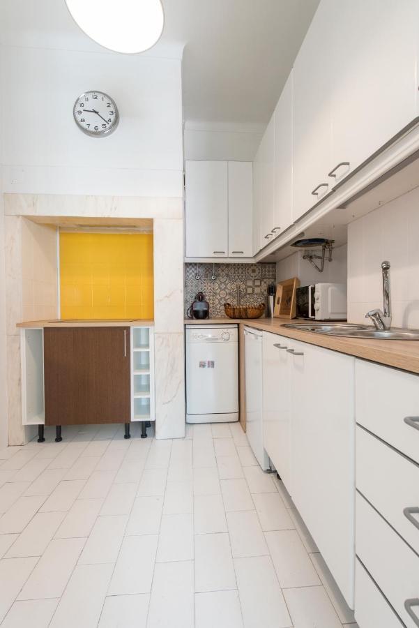 Cozy Apartment With Castel View ลิสบอน ภายนอก รูปภาพ