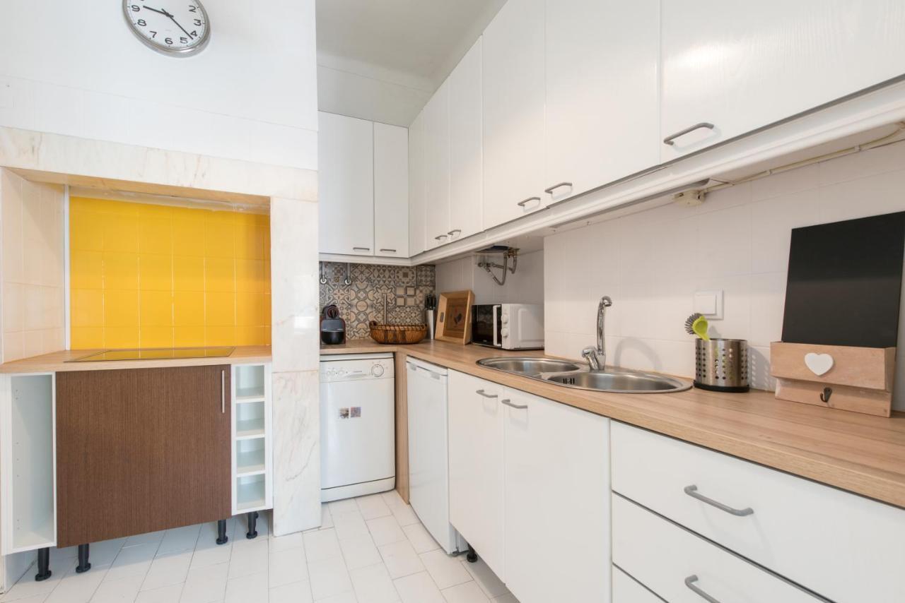Cozy Apartment With Castel View ลิสบอน ภายนอก รูปภาพ