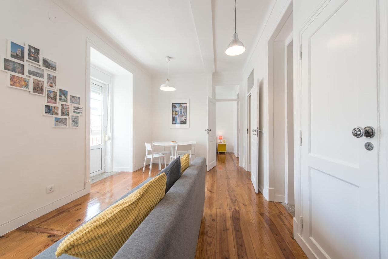 Cozy Apartment With Castel View ลิสบอน ภายนอก รูปภาพ